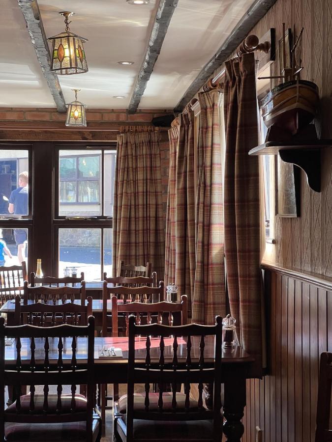 סי האוסס The Olde Ship Inn מראה חיצוני תמונה